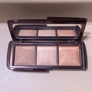 Hourglass Ambient Lighting Palette